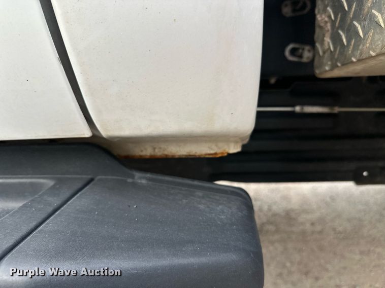 image for item EL0019 2014 Ford F350 utility bed pickup truck