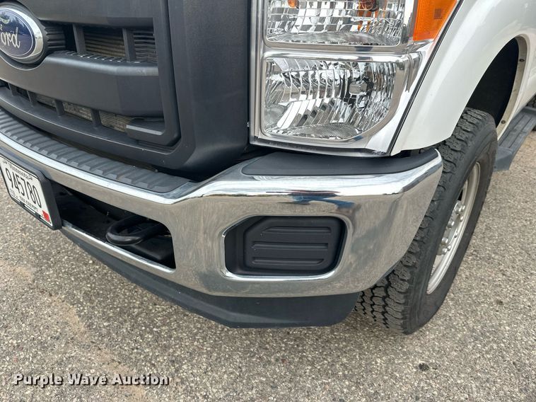 image for item EL0019 2014 Ford F350 utility bed pickup truck