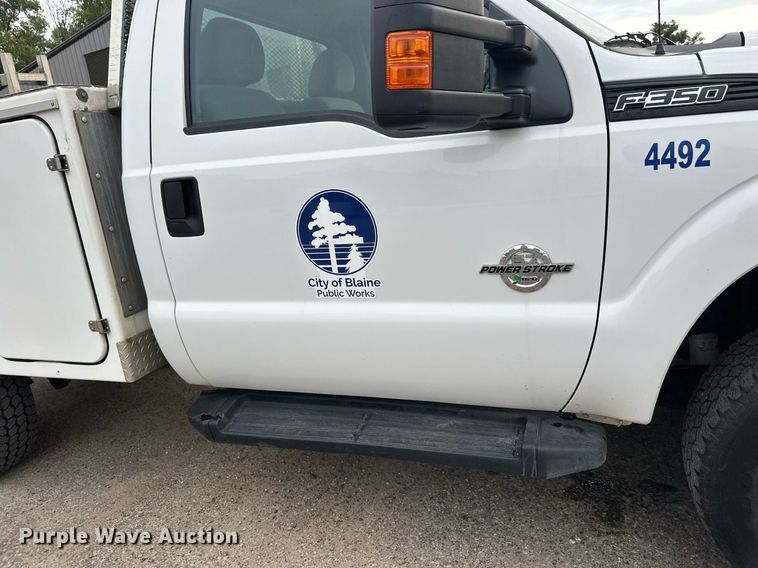 image for item EL0019 2014 Ford F350 utility bed pickup truck