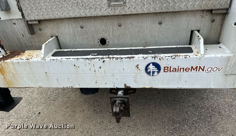 image for item EL0019 2014 Ford F350 utility bed pickup truck