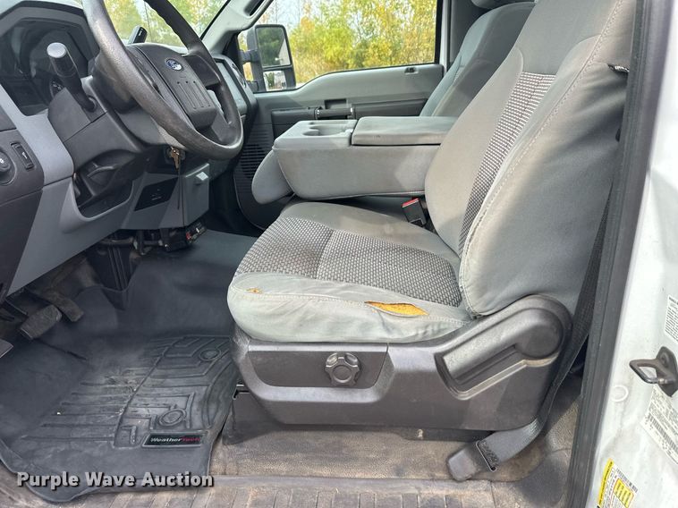 image for item EL0019 2014 Ford F350 utility bed pickup truck