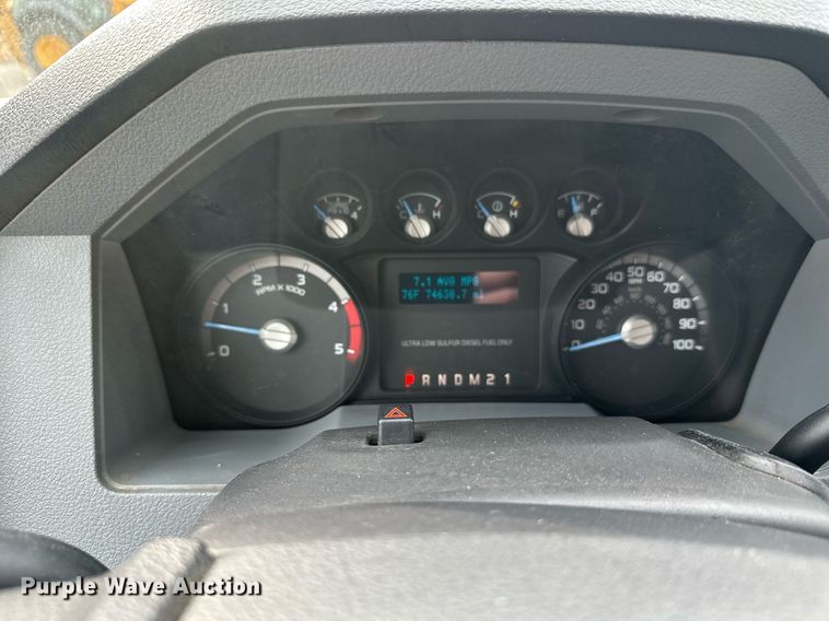 image for item EL0019 2014 Ford F350 utility bed pickup truck