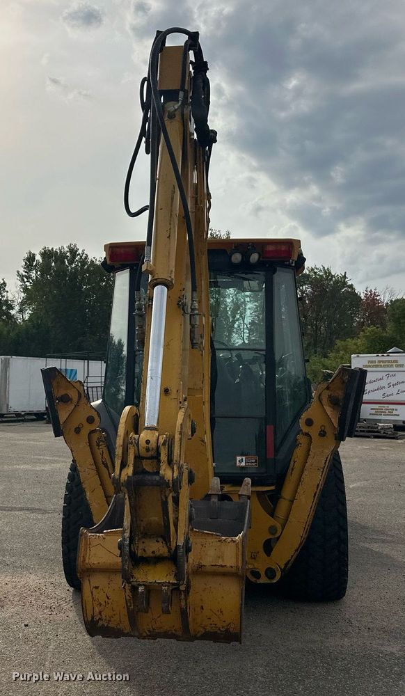 image for item EL0020 2006 John Deere 310SG backhoe