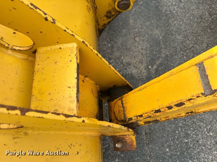 image for item EL0020 2006 John Deere 310SG backhoe