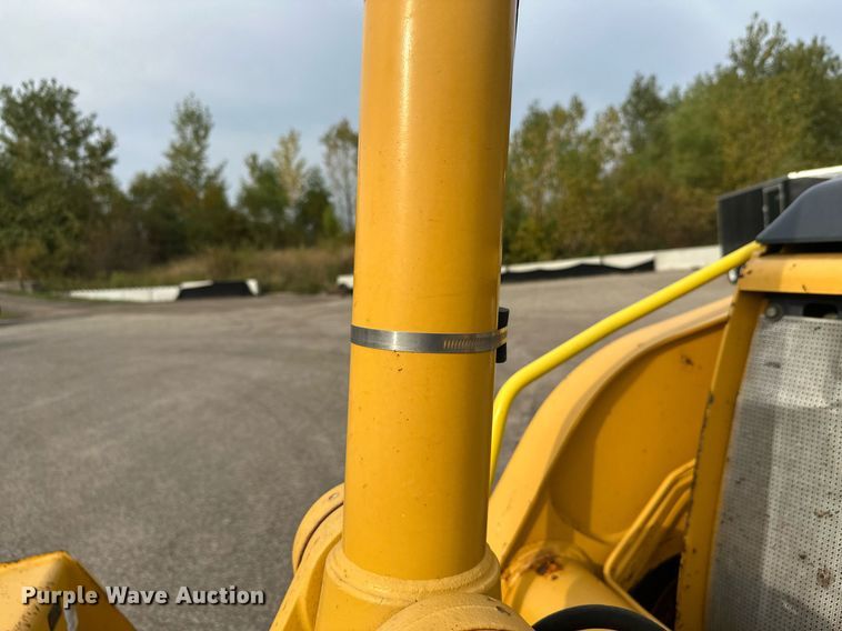 image for item EL0020 2006 John Deere 310SG backhoe