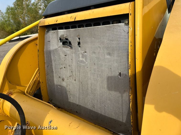 image for item EL0020 2006 John Deere 310SG backhoe