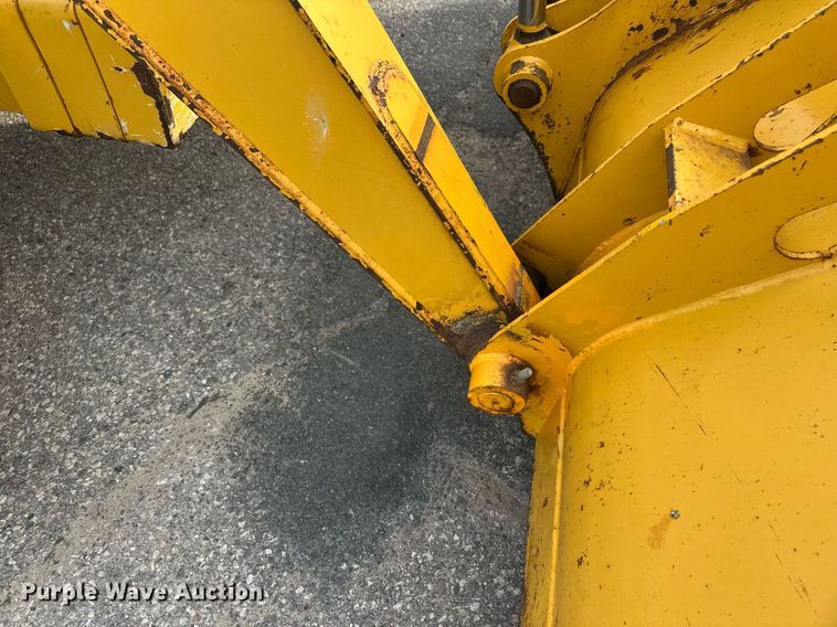 image for item EL0020 2006 John Deere 310SG backhoe