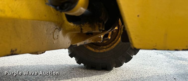 image for item EL0020 2006 John Deere 310SG backhoe