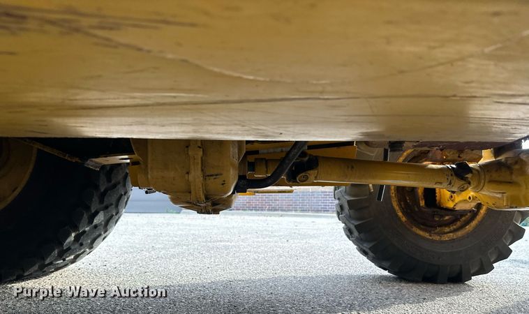 image for item EL0020 2006 John Deere 310SG backhoe