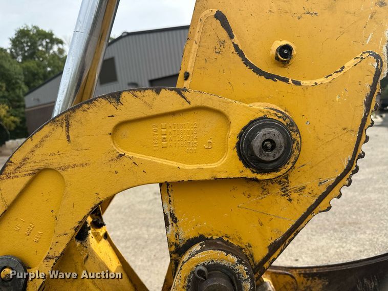 image for item EL0020 2006 John Deere 310SG backhoe