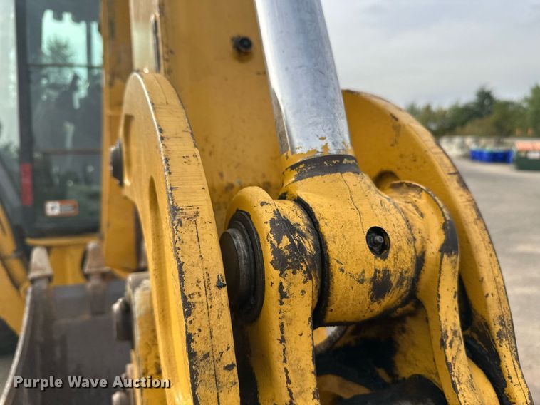 image for item EL0020 2006 John Deere 310SG backhoe