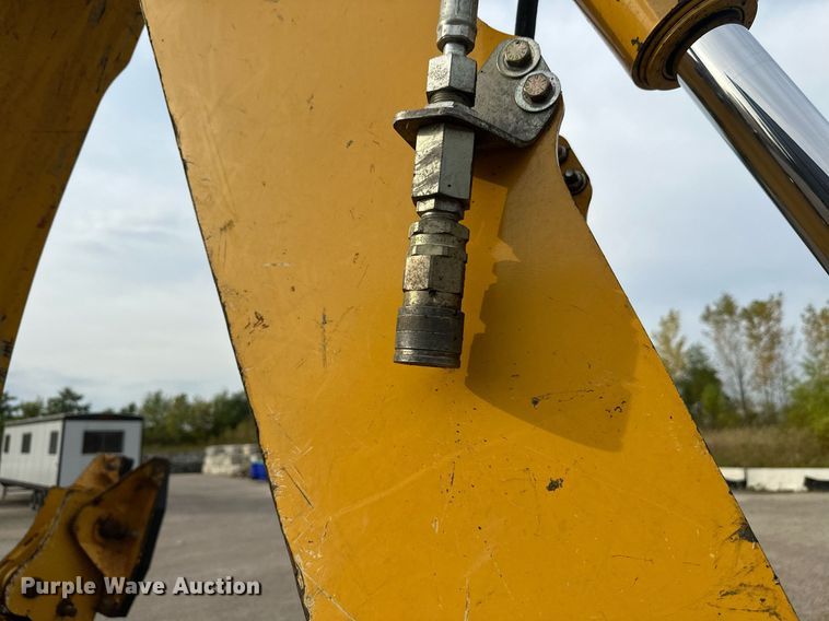 image for item EL0020 2006 John Deere 310SG backhoe