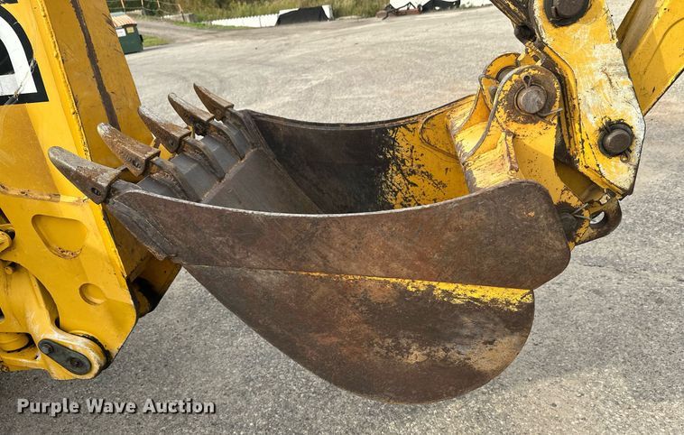 image for item EL0020 2006 John Deere 310SG backhoe