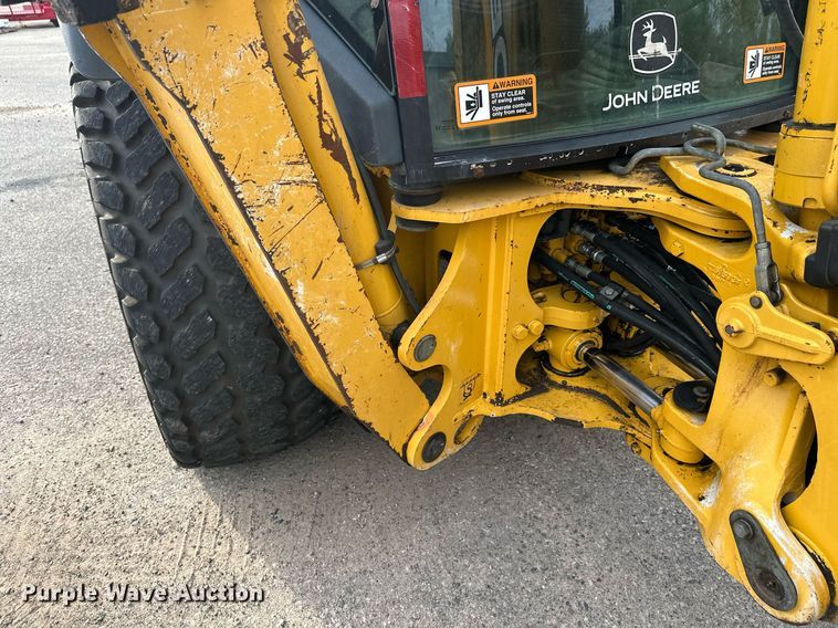image for item EL0020 2006 John Deere 310SG backhoe