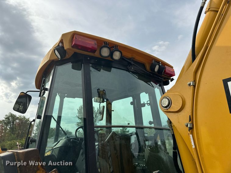 image for item EL0020 2006 John Deere 310SG backhoe