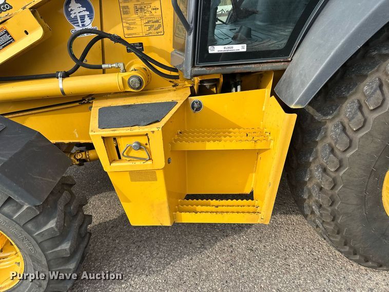 image for item EL0020 2006 John Deere 310SG backhoe