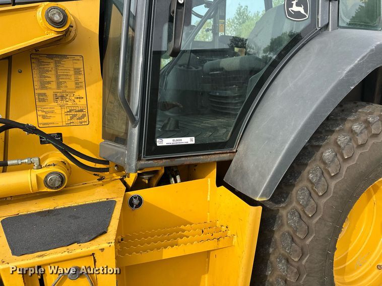 image for item EL0020 2006 John Deere 310SG backhoe