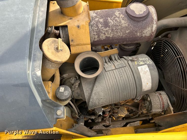 image for item EL0020 2006 John Deere 310SG backhoe