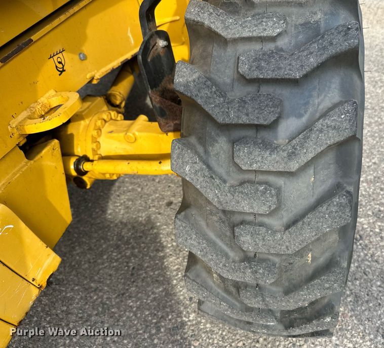 image for item EL0020 2006 John Deere 310SG backhoe