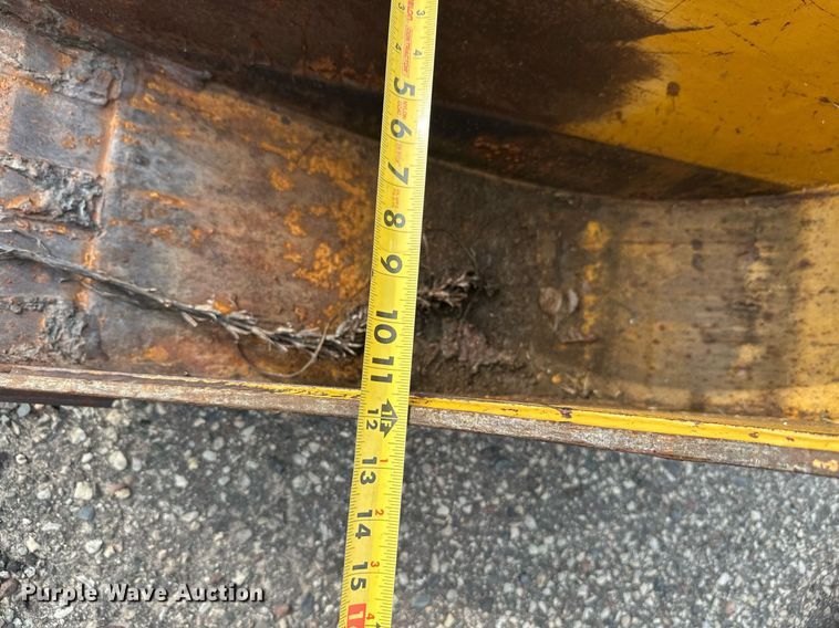 image for item EL0020 2006 John Deere 310SG backhoe