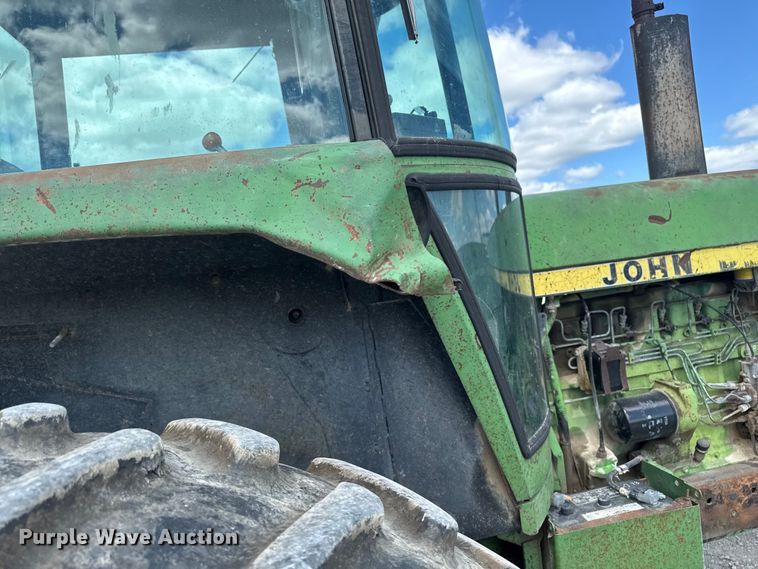 image for item EM2324 1978 John Deere 4240 tractor