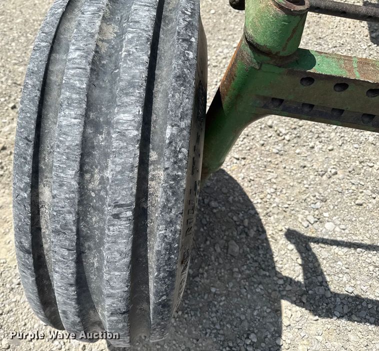 image for item EM2324 1978 John Deere 4240 tractor