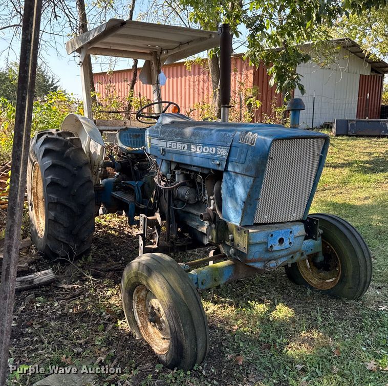 image for item EM2362 Ford 5000 tractor