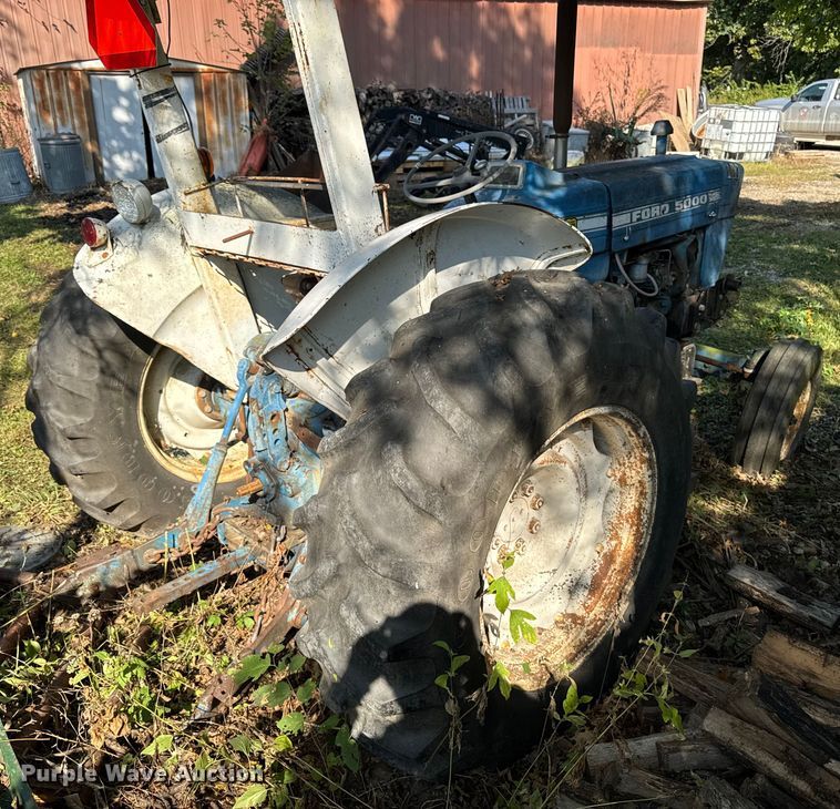 image for item EM2362 Ford 5000 tractor