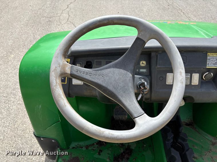 image for item EM8201 2005 John Deere Gator HPX utility vehicle