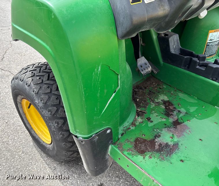 image for item EM8201 2005 John Deere Gator HPX utility vehicle