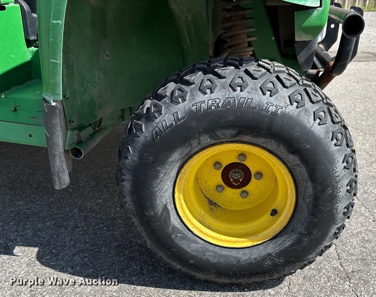 image for item EM8201 2005 John Deere Gator HPX utility vehicle