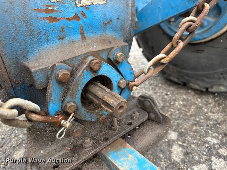 image for item EM8203 1975 Ford 3600 tractor