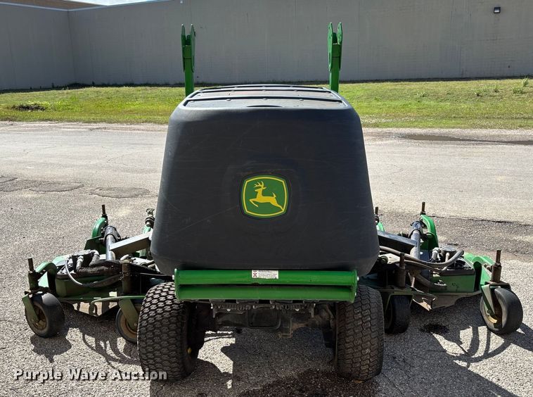 image for item EM8204 2016 John Deere 1600 Turbo Series II lawn mower