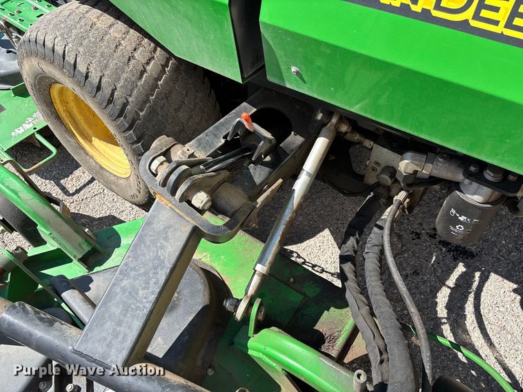 image for item EM8204 2016 John Deere 1600 Turbo Series II lawn mower