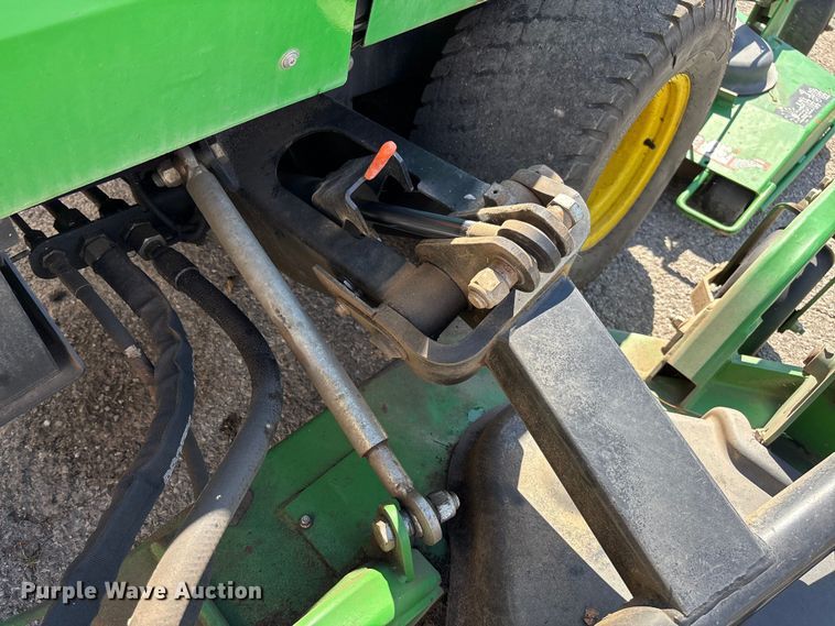 image for item EM8204 2016 John Deere 1600 Turbo Series II lawn mower