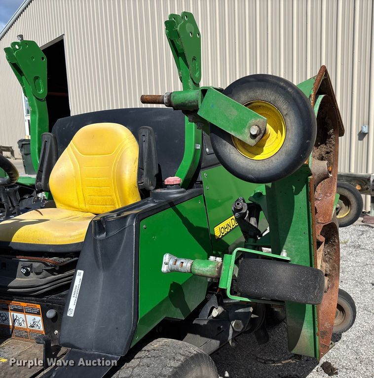 image for item EM8204 2016 John Deere 1600 Turbo Series II lawn mower