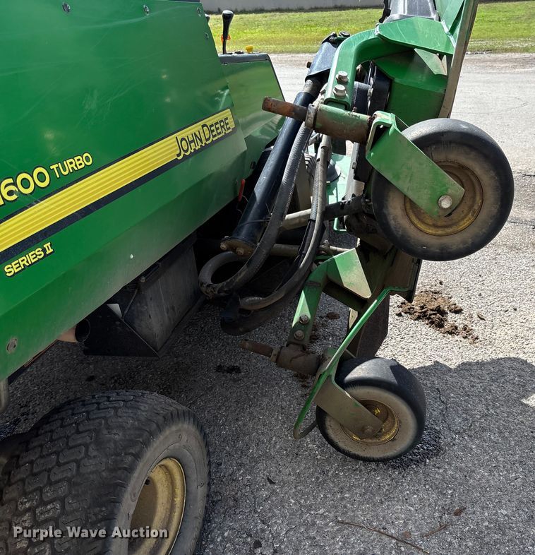 image for item EM8204 2016 John Deere 1600 Turbo Series II lawn mower