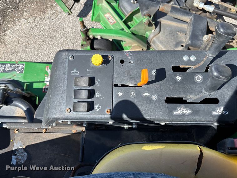 image for item EM8204 2016 John Deere 1600 Turbo Series II lawn mower