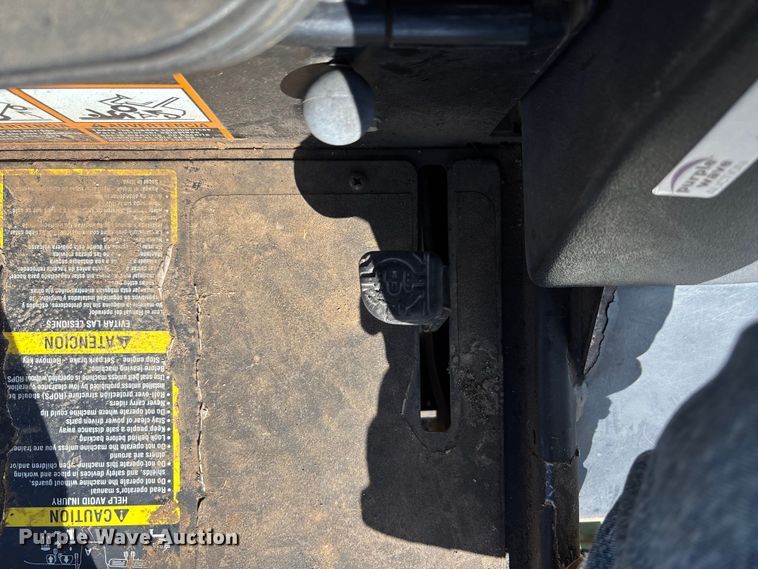 image for item EM8204 2016 John Deere 1600 Turbo Series II lawn mower