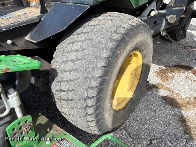 image for item EM8204 2016 John Deere 1600 Turbo Series II lawn mower