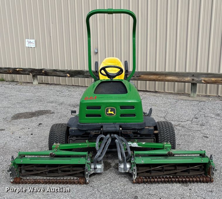 image for item EM8205 2009 John Deere 2653B reel mower