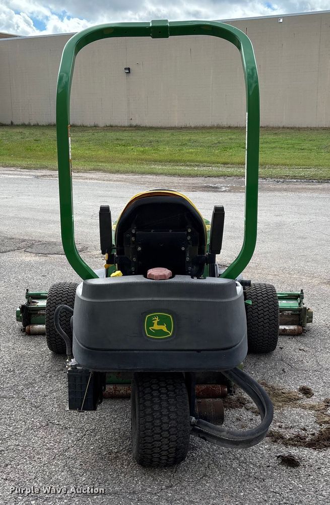 image for item EM8205 2009 John Deere 2653B reel mower