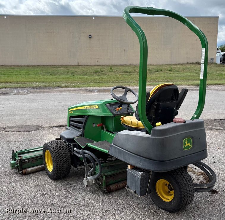 image for item EM8205 2009 John Deere 2653B reel mower
