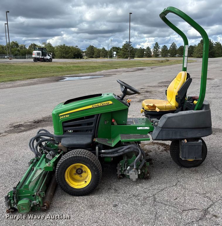 image for item EM8205 2009 John Deere 2653B reel mower