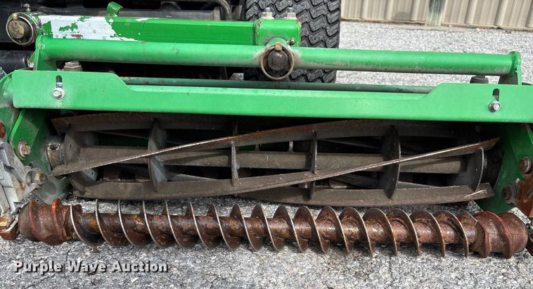 image for item EM8205 2009 John Deere 2653B reel mower