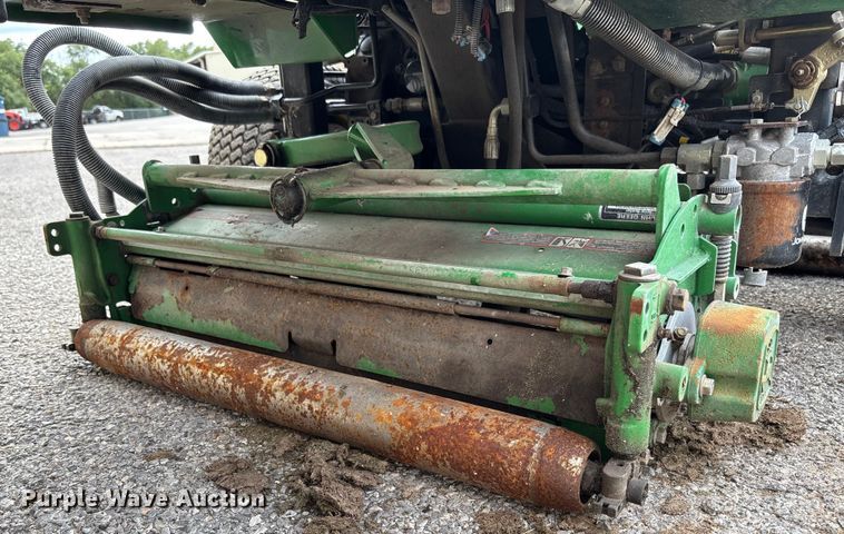 image for item EM8205 2009 John Deere 2653B reel mower