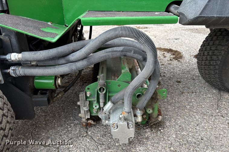 image for item EM8205 2009 John Deere 2653B reel mower
