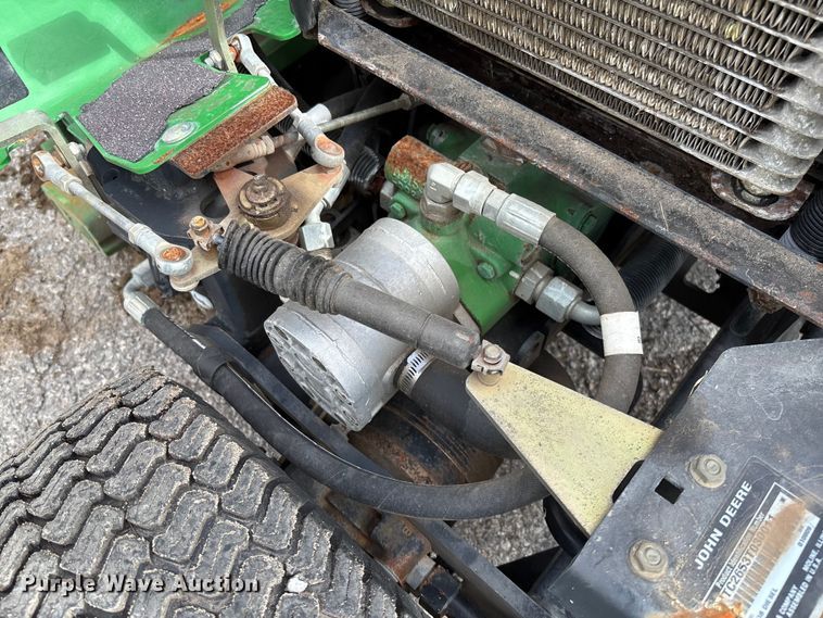 image for item EM8205 2009 John Deere 2653B reel mower