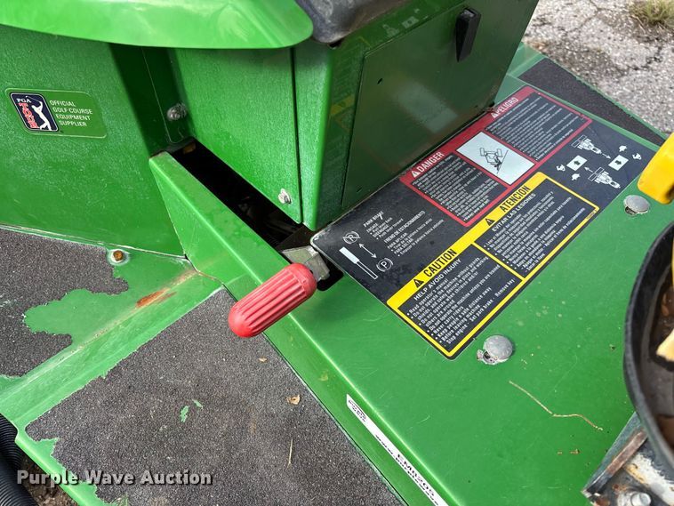 image for item EM8205 2009 John Deere 2653B reel mower