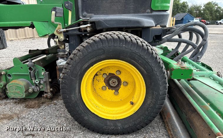 image for item EM8205 2009 John Deere 2653B reel mower